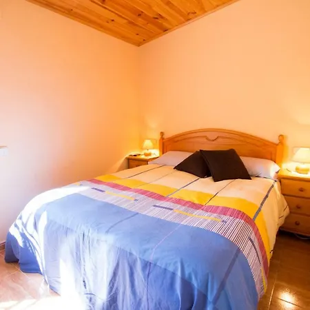 Villa Sleeps 9 Pool Wifi Calafell