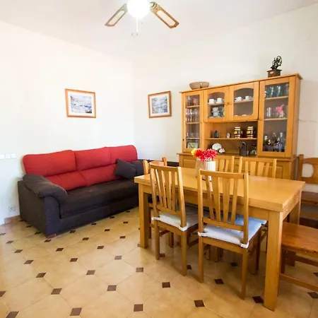 Sleeps 9 Pool Wifi Villa